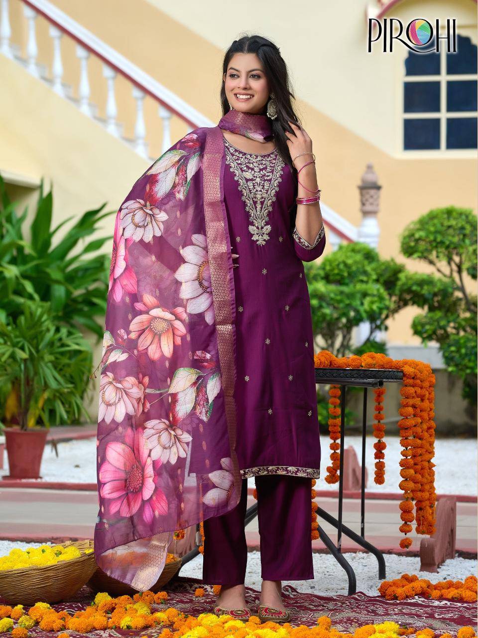 Pirohi kritika Kurti showroom in kolkata